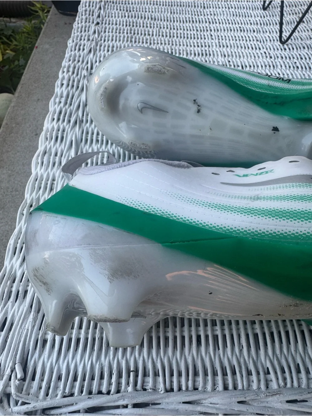 Nike Vapor Pro 1 Football Cleats White Stadium Green HM8850-100 Men’s 9